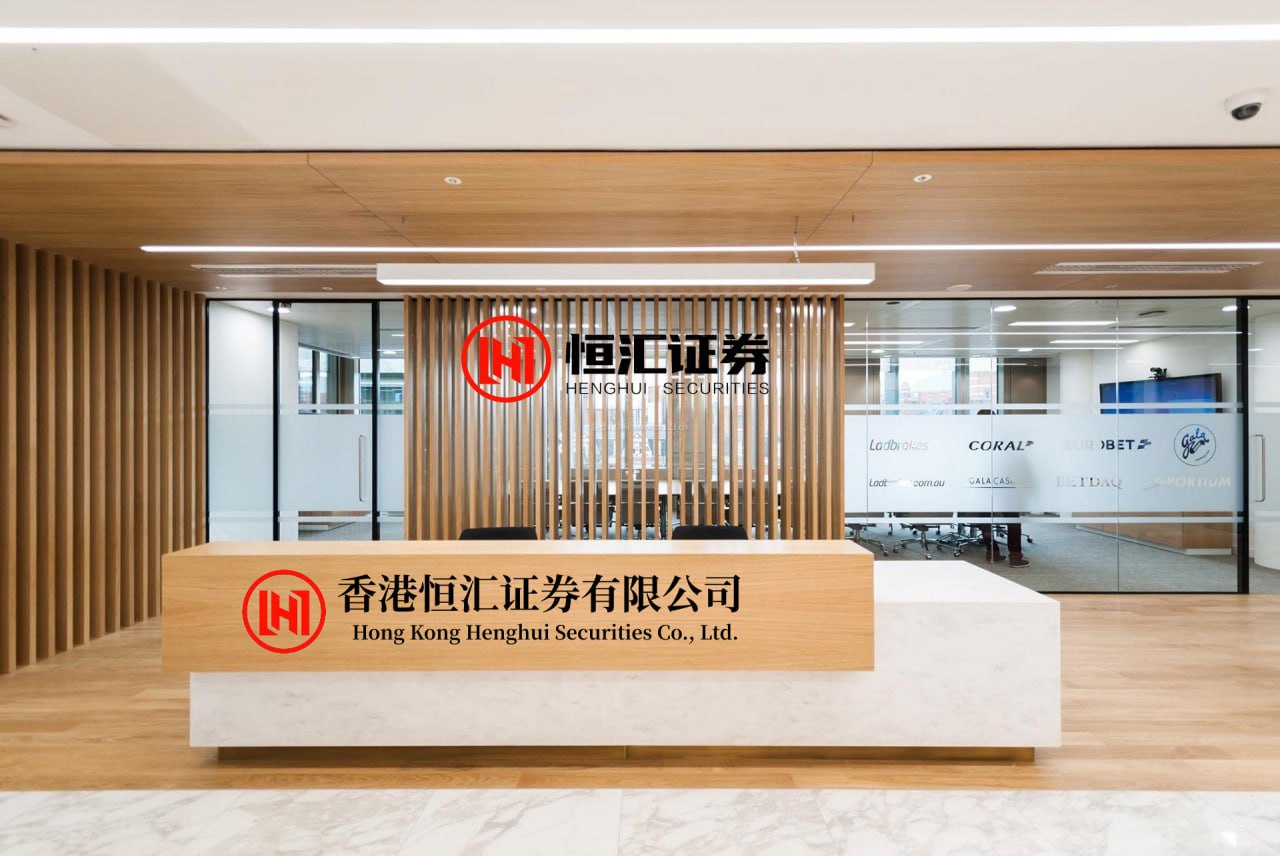 倍悦网 2026年动漫礼物现货深度解析：从收藏到日常，这几款联名礼盒戳中二次元心巴